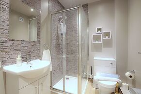 The Ironworks Aparthotel