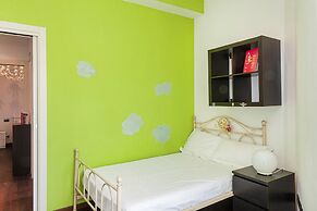 Sturla Apartment With Balcony by Wonderful Italy