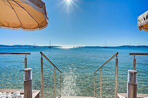 Bor Hôtel & Restaurant - Plage privée