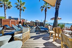 Bor Hôtel & Restaurant - Plage privée