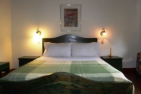 HOTEL MISION SANTA BARBARA