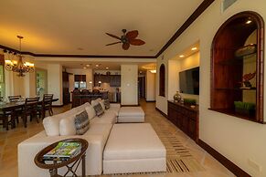 Marbella 6C 3 bed 3 1 2 Bath Ocean View