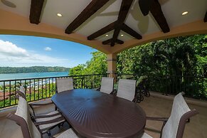 Marbella 6C 3 bed 3 1 2 Bath Ocean View