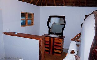 Hillstone Safari Lodge