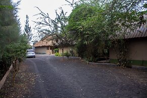 Hillstone Safari Lodge