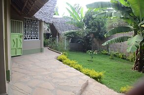 Hillstone Safari Lodge