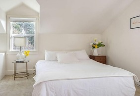 Dennen's Victorian Farmhouse