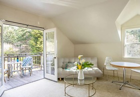 Dennen's Victorian Farmhouse