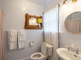 Dennen's Victorian Farmhouse