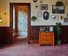 Dennen's Victorian Farmhouse