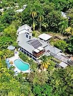 LF Jungle Retreat
