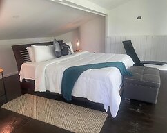 LF Jungle Retreat
