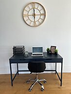 NEW! Grimsby Central, Spacious, 2 Bedrooms