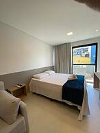 Flat com Ofurô 13 by La Playa