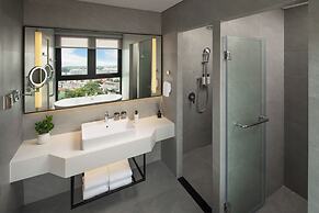 Modena by Fraser Vĩnh Yên