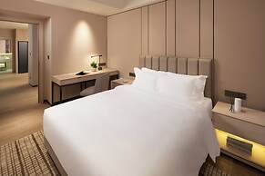 Modena by Fraser Vĩnh Yên