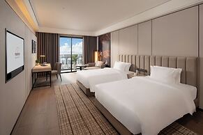 Modena by Fraser Vĩnh Yên