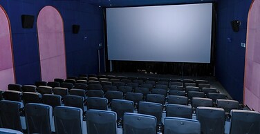 Modena by Fraser Vĩnh Yên