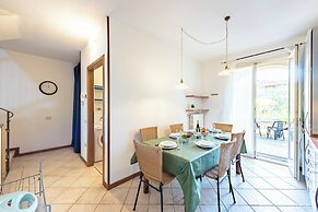 Marcy 3 Floors House-2km Lake