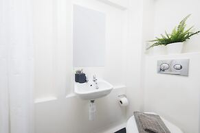 Student Only Studio with Modern Kitchen