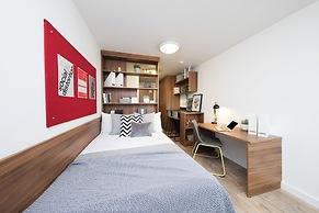 Student Only Studio with Modern Kitchen