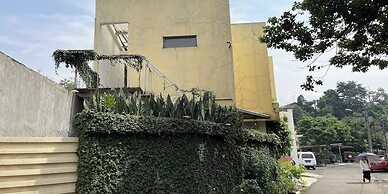 Rumah Kuning Syariah