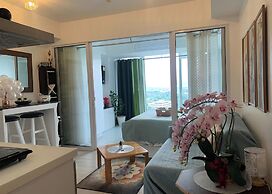 Budget Suite Paranaque
