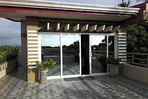 FNT Transient House near Hundred Islands