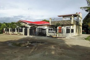 FNT Transient House near Hundred Islands
