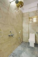 Hotel Royal Garuda Palace