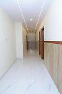 Hotel Royal Garuda Palace