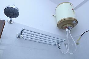 Hotel Royal Garuda Palace