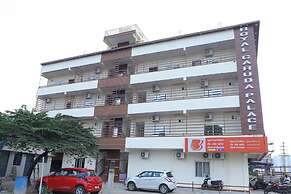 Hotel Royal Garuda Palace