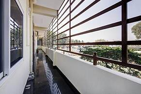 Hotel Royal Garuda Palace