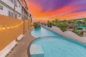 Golden Jomtien Beach Hotel