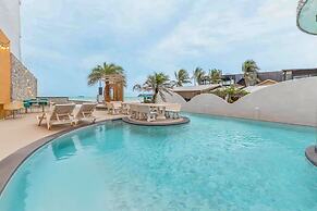 Golden Jomtien Beach Hotel