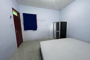 OYO 94160 Kost Btnompo Near SDI Bontosallang