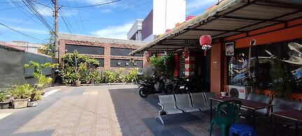 OYO 94157 38 Residence