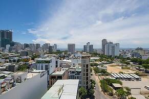 Lotus Rock Hotel DN by Bay Luxury