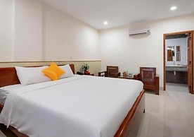 Lotus Rock Hotel DN by Bay Luxury