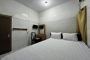 OYO 94161 Kost Aisyah