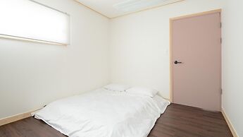 Jeju Staysosoheon Dokchae Pension