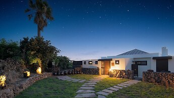 Jeju Staysosoheon Dokchae Pension