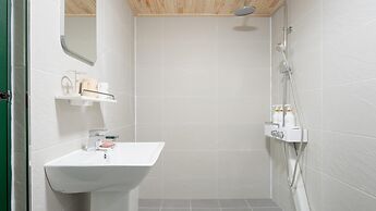 Jeju Staysosoheon Dokchae Pension