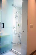 Hotel Le Roi Express Karol Bagh