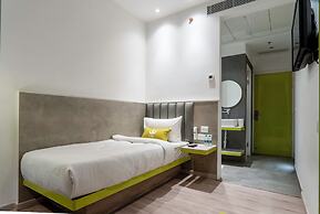 Hotel Le Roi Express Karol Bagh