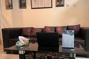 OYO 94159 Gateway Cicadas Apartment By Chery Properti