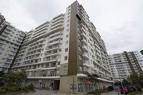 OYO 94159 Gateway Cicadas Apartment By Chery Properti