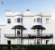 Beautiful 5 Bedroom Regency House / Pets Welcome