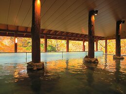 EXECUTIVE SUITE SUIREI